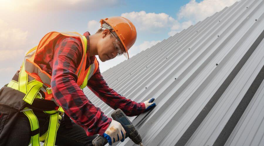 Professional Emergency Roof Repairs services in Finley, ND